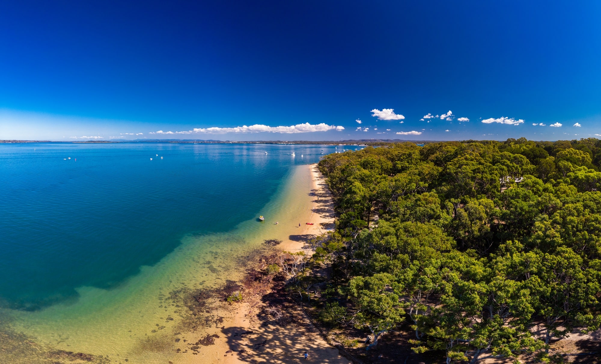 Sunny day on Coochiemudlo Island, Brisbane, Queensland, Australia